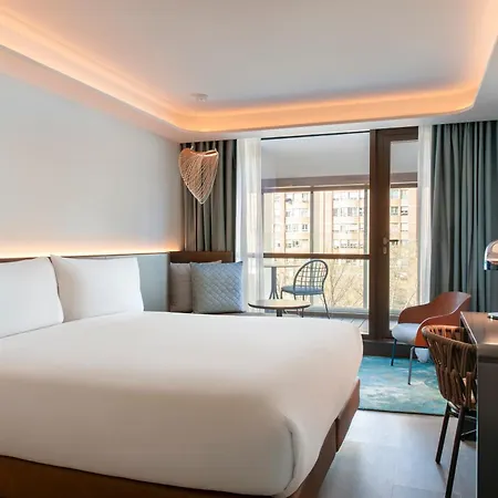 Labtwentytwo Barcelona, A Tribute Portfolio By Marriott