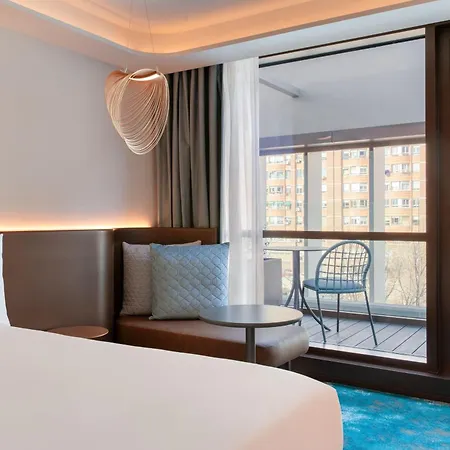 Labtwentytwo Barcelona, A Tribute Portfolio By Marriott Barcelona