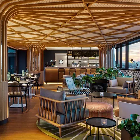Labtwentytwo Barcelona, A Tribute Portfolio By Marriott