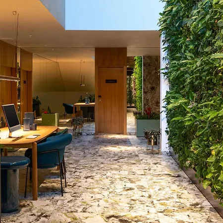 Ξενοδοχείο Labtwentytwo Barcelona, A Tribute Portfolio 4*