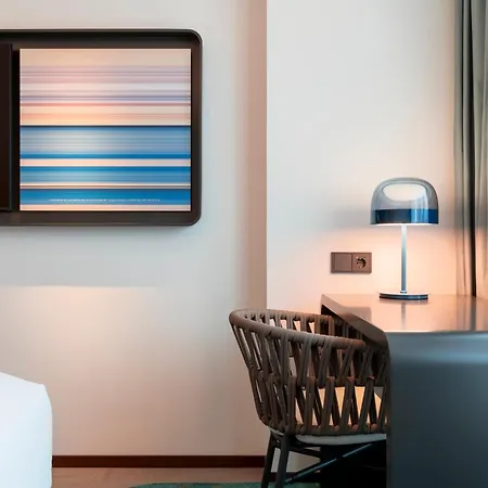 Labtwentytwo - Lab22, A Tribute Portfolio By Marriott Barcelona