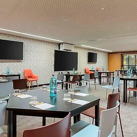 Labtwentytwo - Lab22, A Tribute Portfolio By Marriott Barcelona