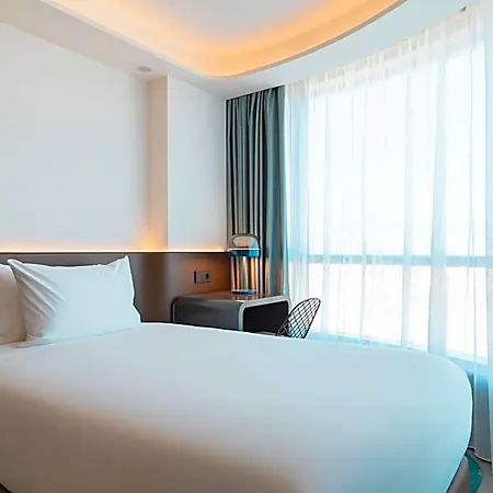Hotel Labtwentytwo - Lab22, A Tribute Portfolio By Marriott Barcelona