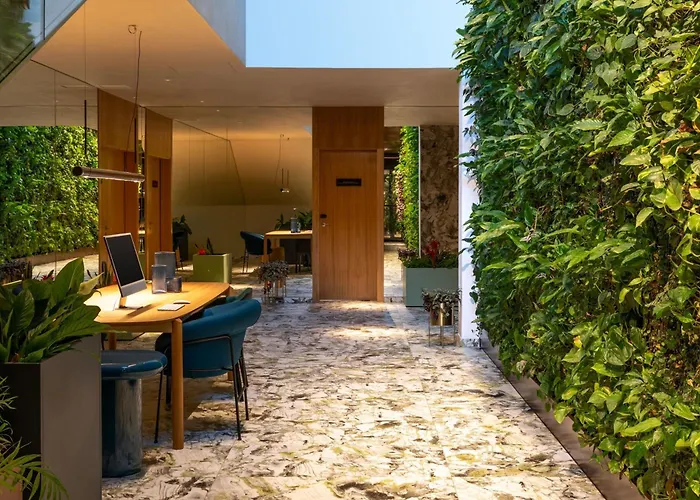 Hotel Labtwentytwo Barcelona, A Tribute Portfolio 4*