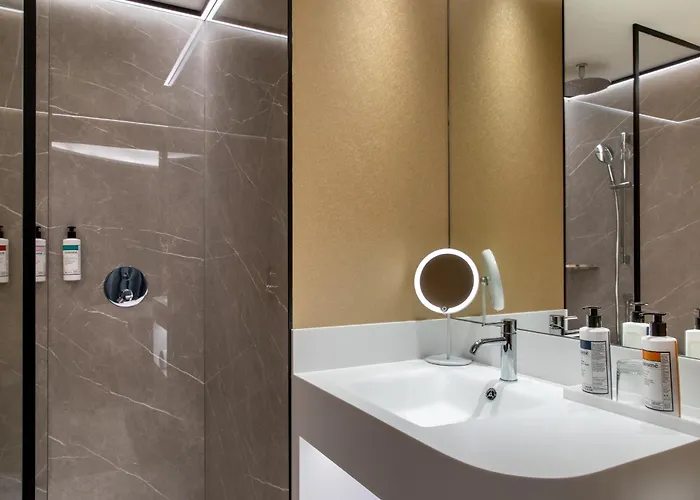 Labtwentytwo Barcelona, A Tribute Portfolio 4* Barcelona